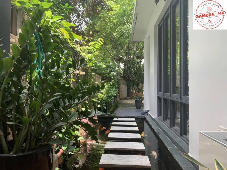 Sân vườn riêng thực tế căn biệt thự song lập Gamuda Gardens Yên Sở Hoàng Mai Hà Nội – không gian xanh riêng biệt cho gia đình